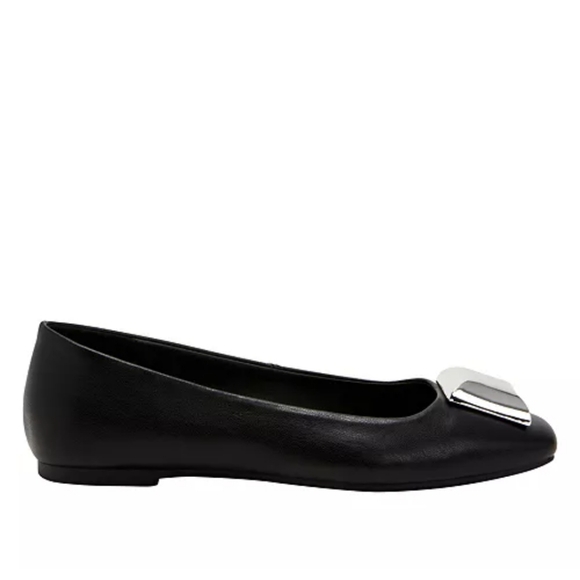 The Evie Stud Flats - Picture 2 of 3